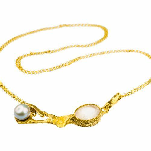 handmade necklace with quartz and pearl