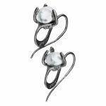 silver earrings with pearl