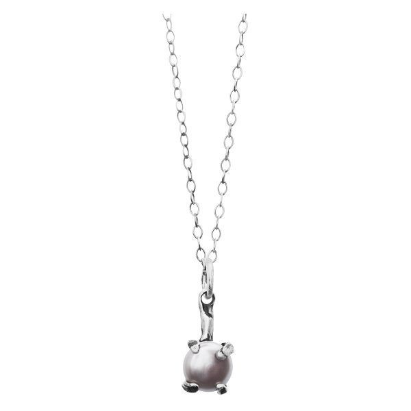 Silver necklace with natural pearl