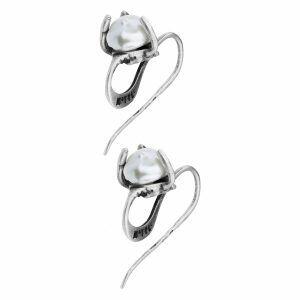 earrings with pearl