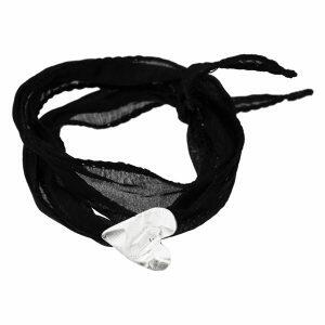 Handamde silk bracelet with charms in heart shape
