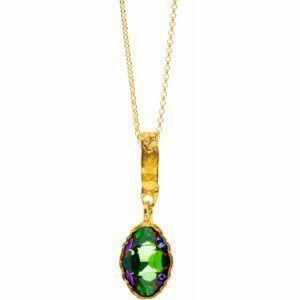 Artisic silver necklace with green crystal