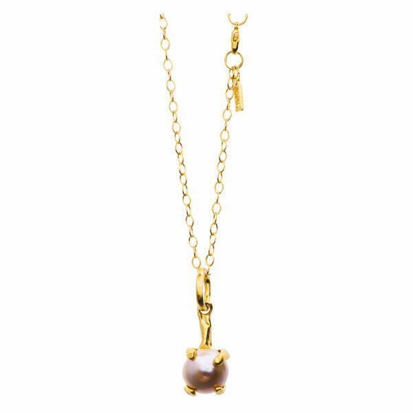 Silver necklace with natural pearl
