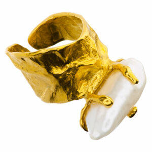 silver handmade ring with asymmetric pearl