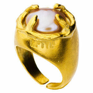 Handmade silver ring with natural pink pearl