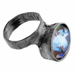 Artistic silver ring with crystal
