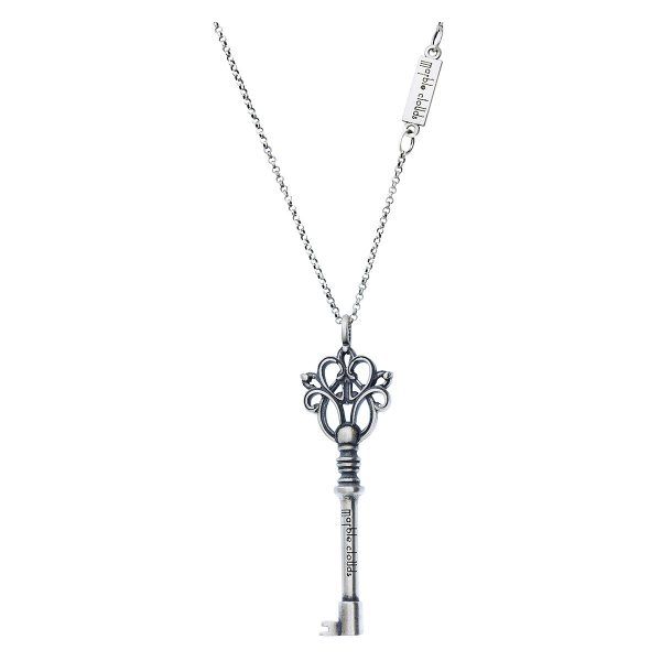 Artistic silver necklace