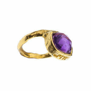 unique silver ring with natural amethyst
