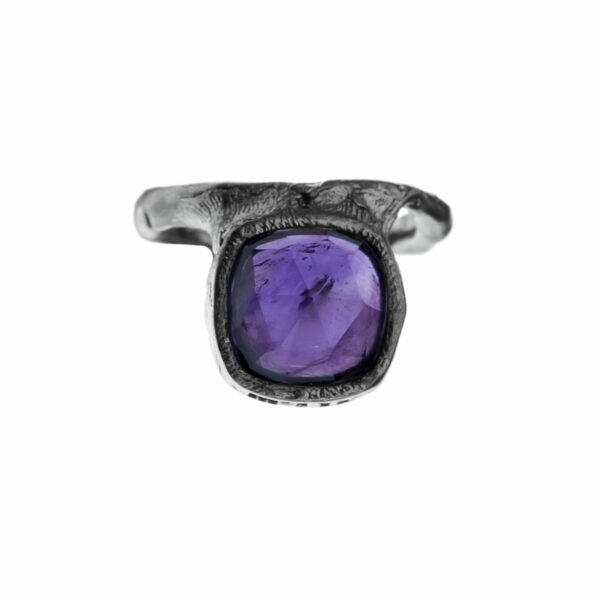 unique silver ring with natural amethyst