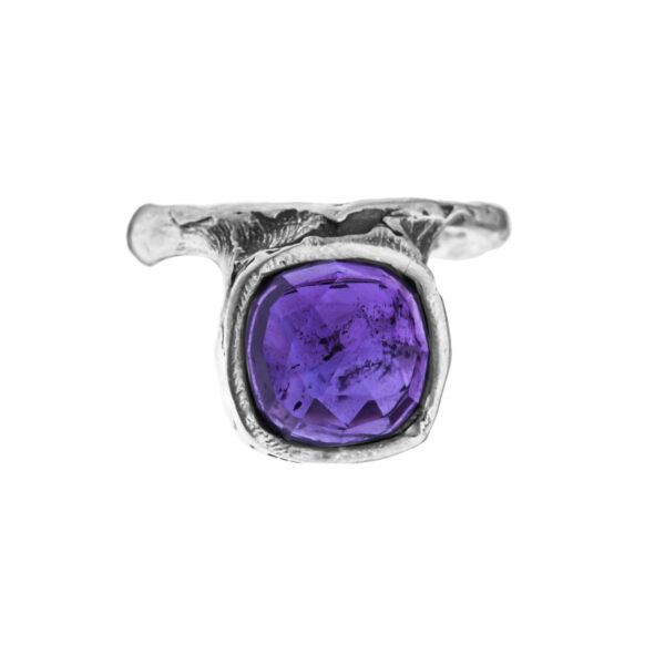 unique silver ring with natural amethyst